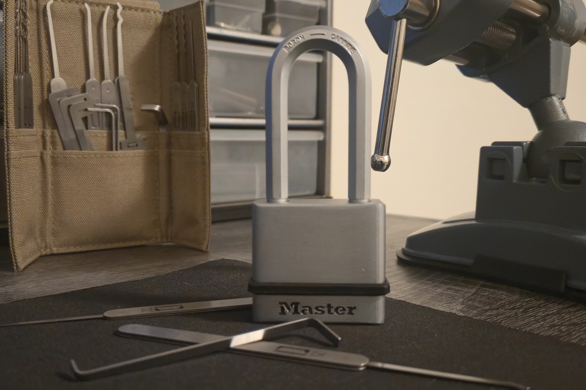 Master Lock Model M530